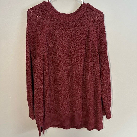 Old Navy Sweaters - Old Navy Women's Deep Red Crew Neck Sweater